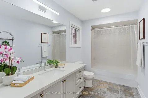 313 Cachet Boulevard Whitby ON L1M 0C8