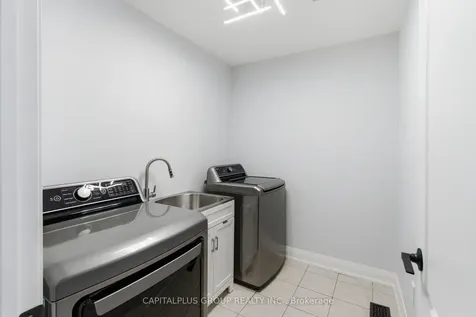 313 Cachet Boulevard Whitby ON L1M 0C8