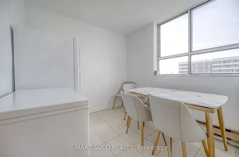 10 Stonehill Court Toronto ON M1W 2X8