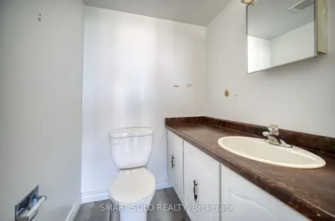 10 Stonehill Court Toronto ON M1W 2X8