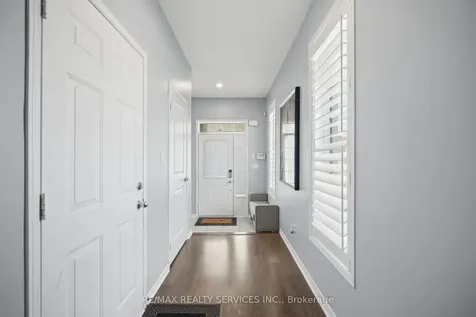 56 Rimrock Crescent Whitby ON L1N 0E5