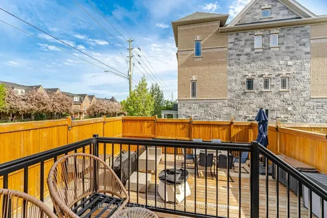 56 Rimrock Crescent Whitby ON L1N 0E5