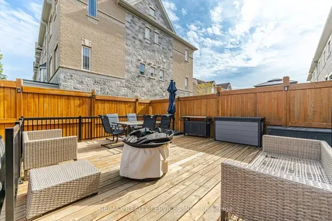 56 Rimrock Crescent Whitby ON L1N 0E5