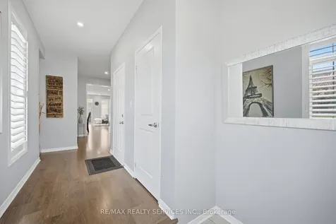 56 Rimrock Crescent Whitby ON L1N 0E5