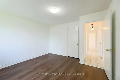 767 Midland Avenue Toronto ON M1K 4E5