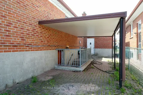 767 Midland Avenue Toronto ON M1K 4E5