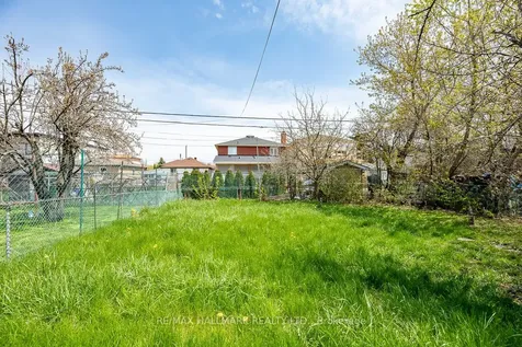 767 Midland Avenue Toronto ON M1K 4E5