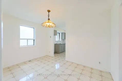 767 Midland Avenue Toronto ON M1K 4E5