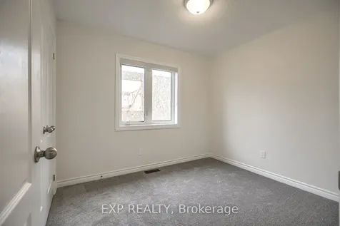 1020 Matthew Murray Crescent Oshawa ON L1K 3G5