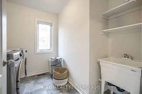 1020 Matthew Murray Crescent Oshawa ON L1K 3G5