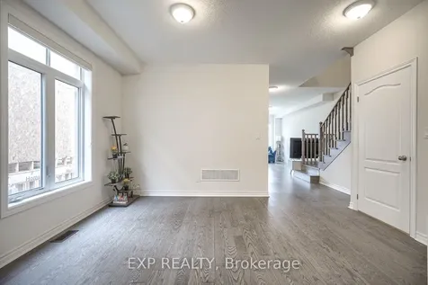 1020 Matthew Murray Crescent Oshawa ON L1K 3G5