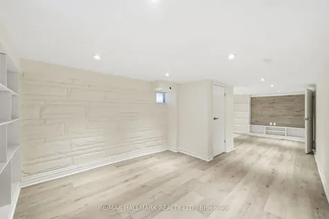 1002 Victoria Park Avenue Toronto ON M4B 2J6