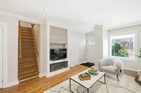 1002 Victoria Park Avenue Toronto ON M4B 2J6