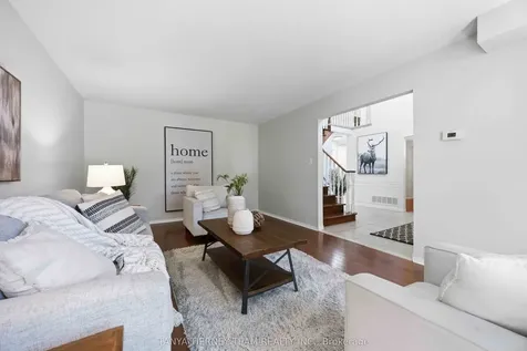 24 Fernway Crescent Whitby ON L1N 7G7