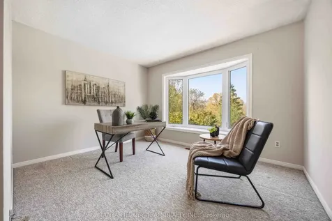 24 Fernway Crescent Whitby ON L1N 7G7