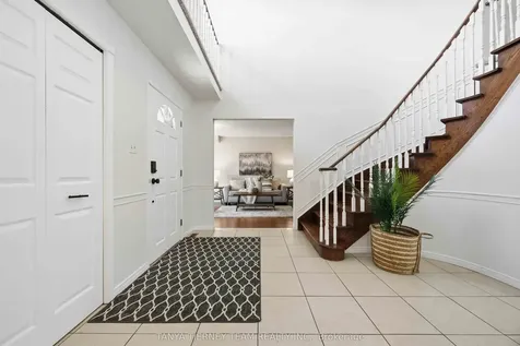 24 Fernway Crescent Whitby ON L1N 7G7