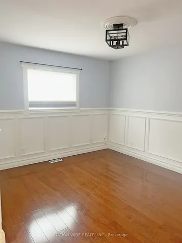 507 Dunlop Street W Whitby ON L1N 1V3