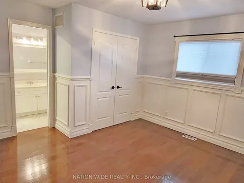 507 Dunlop Street W Whitby ON L1N 1V3