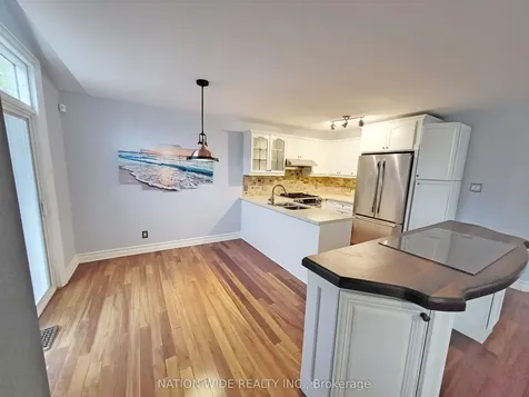507 Dunlop Street W Whitby ON L1N 1V3