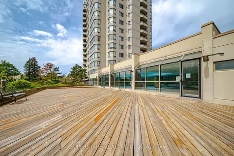 160 Alton Towers Circle Toronto ON M1V 4X8