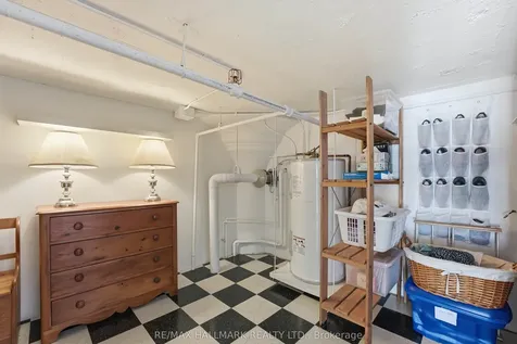 245 Carlaw Avenue Toronto ON M4M 2S6