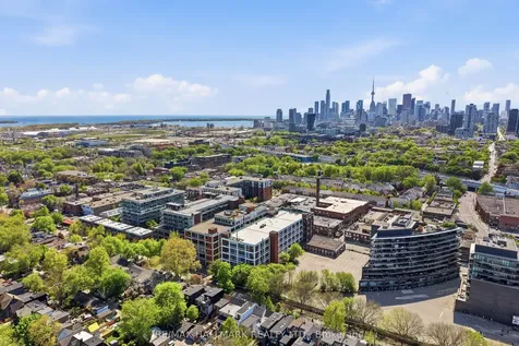 245 Carlaw Avenue Toronto ON M4M 2S6