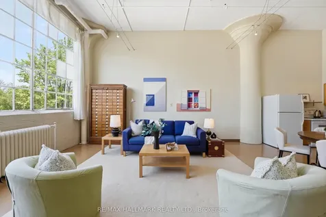245 Carlaw Avenue Toronto ON M4M 2S6