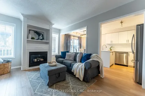 34 Tansley Crescent Ajax ON L1Z 1Y5