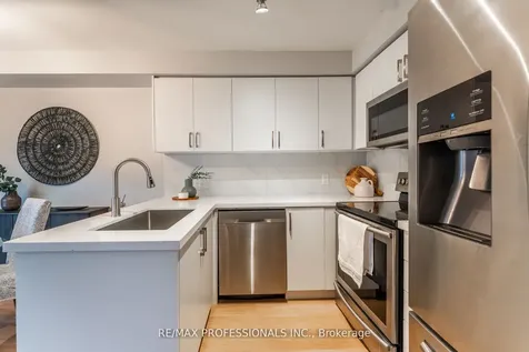 34 Tansley Crescent Ajax ON L1Z 1Y5