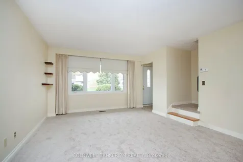 315 Durham Court Oshawa ON L1J 5R5