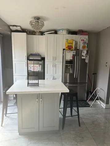 53 Lady Bower Crescent Toronto ON M1B 4R3
