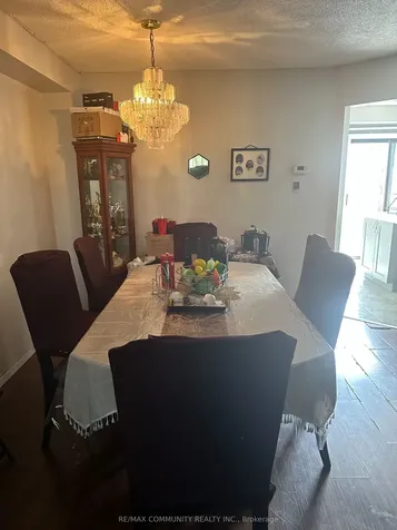 53 Lady Bower Crescent Toronto ON M1B 4R3