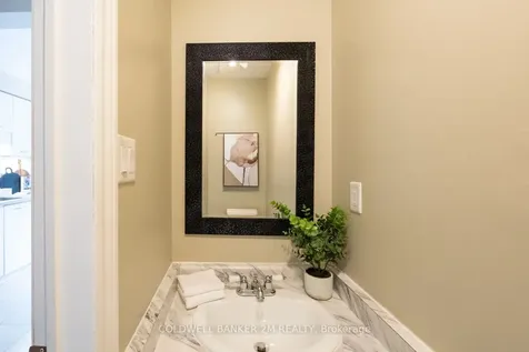 11 Yorkville Drive Clarington ON L1E 2A8