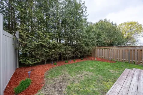 11 Yorkville Drive Clarington ON L1E 2A8
