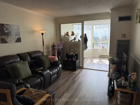 175 Bamburgh Circle Toronto ON M1W 3X8