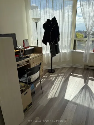 175 Bamburgh Circle Toronto ON M1W 3X8