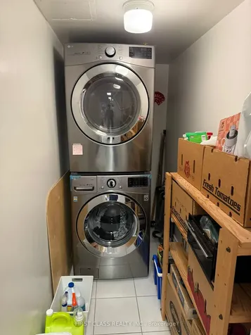 175 Bamburgh Circle Toronto ON M1W 3X8