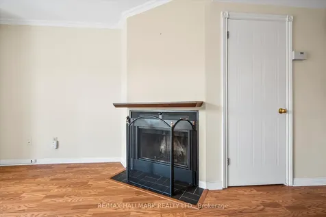 122 Glen Manor Drive Toronto ON M4E 2X6