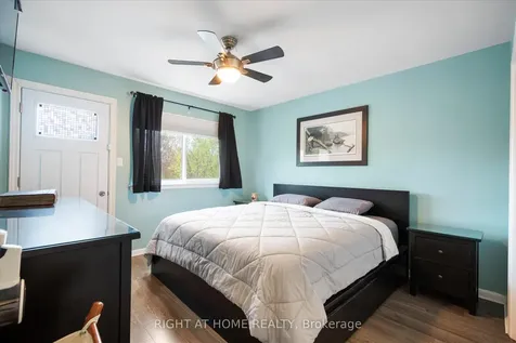 606 Lansdowne Drive Oshawa ON L1G 1W4