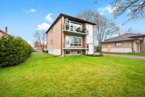 606 Lansdowne Drive Oshawa ON L1G 1W4