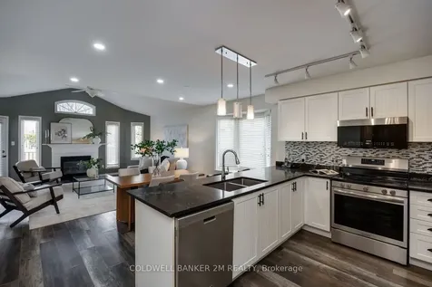 1904 Clearwater Court Oshawa ON L1K 2Z6