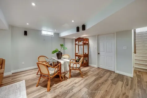 1904 Clearwater Court Oshawa ON L1K 2Z6