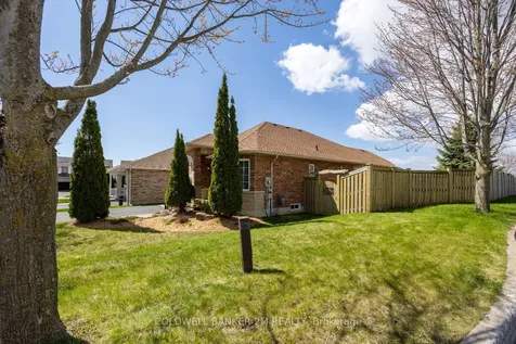 1904 Clearwater Court Oshawa ON L1K 2Z6