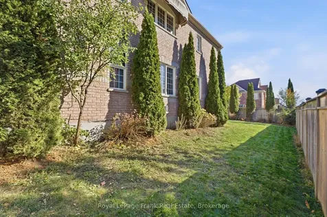 115 Southfield Avenue Clarington ON L1E 3K1