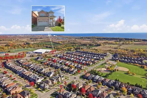 115 Southfield Avenue Clarington ON L1E 3K1