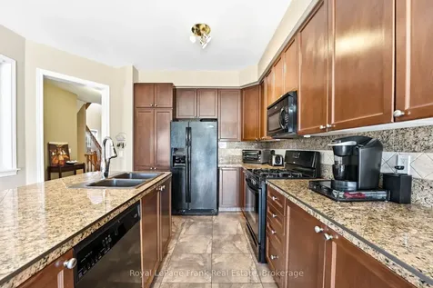115 Southfield Avenue Clarington ON L1E 3K1