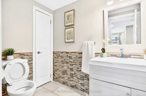 129 Radford Drive Ajax ON L1T 2C3