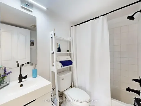 5225 Finch Avenue E Toronto ON M1S 5W8