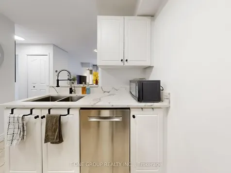 5225 Finch Avenue E Toronto ON M1S 5W8