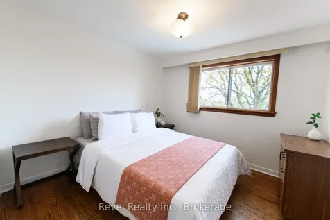 85 Shellamwood Trail Toronto ON M1S 2M9